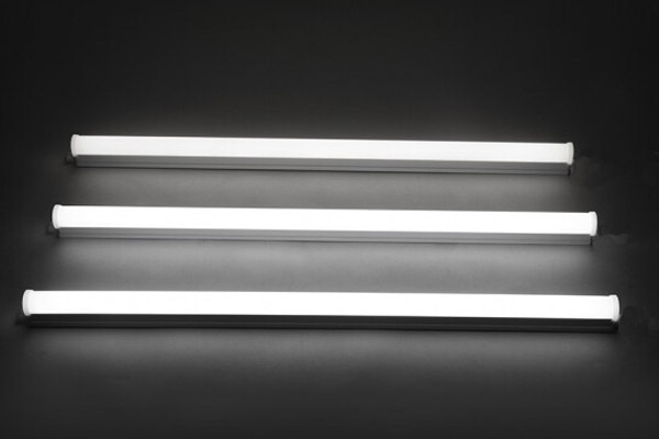 D65光源與熒光燈有什么區別？